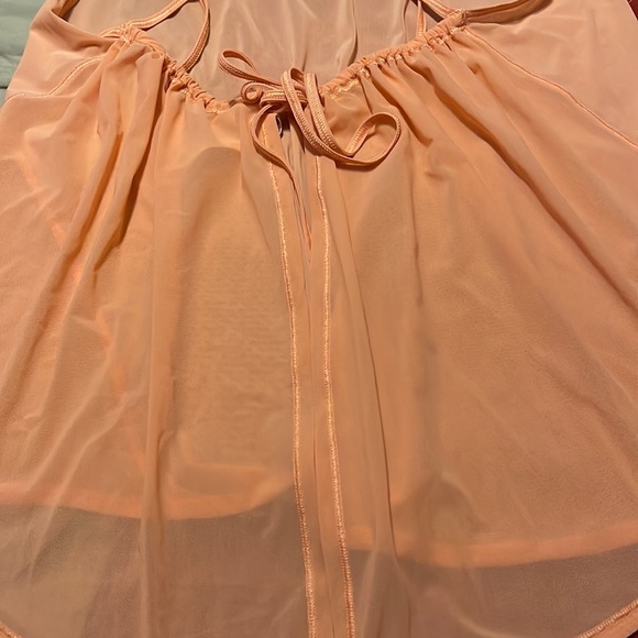 Lululemon like new peach tank top - Picture 5 of 11